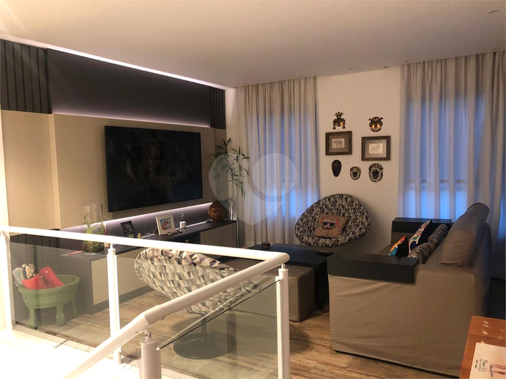 Foto REO1082600