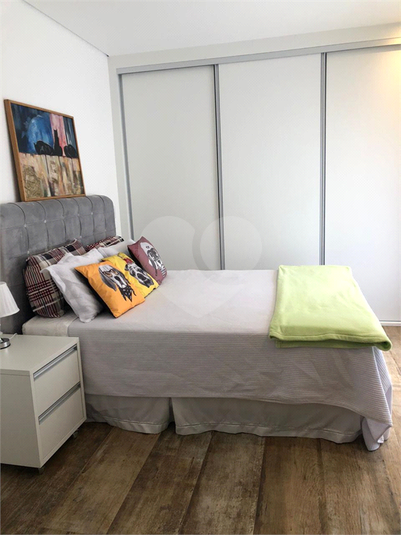 Foto REO1082600