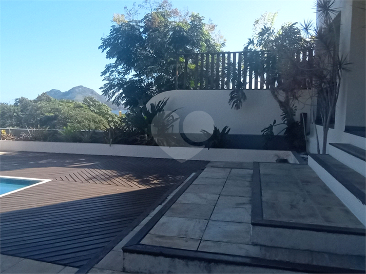 Foto REO1082627