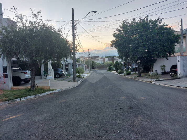 Foto REO1082658