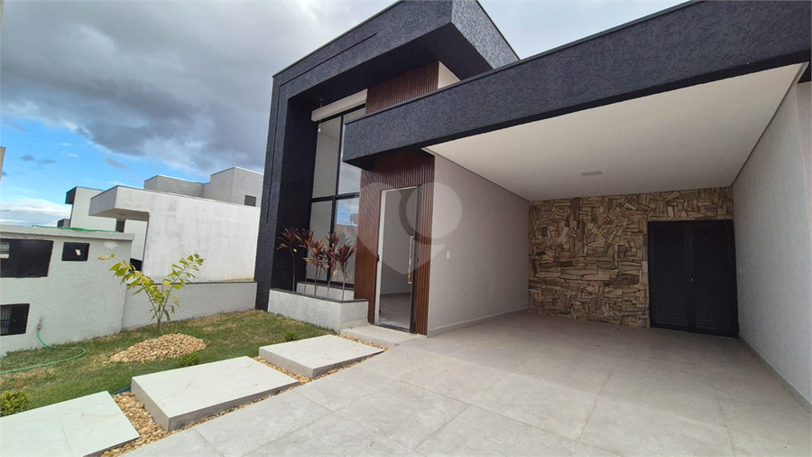 Foto REO1082804