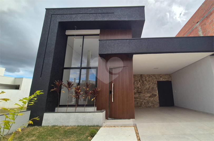 Foto REO1082804
