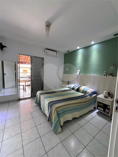 Foto REO1082877