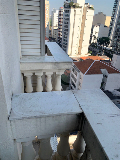 Foto REO1082900