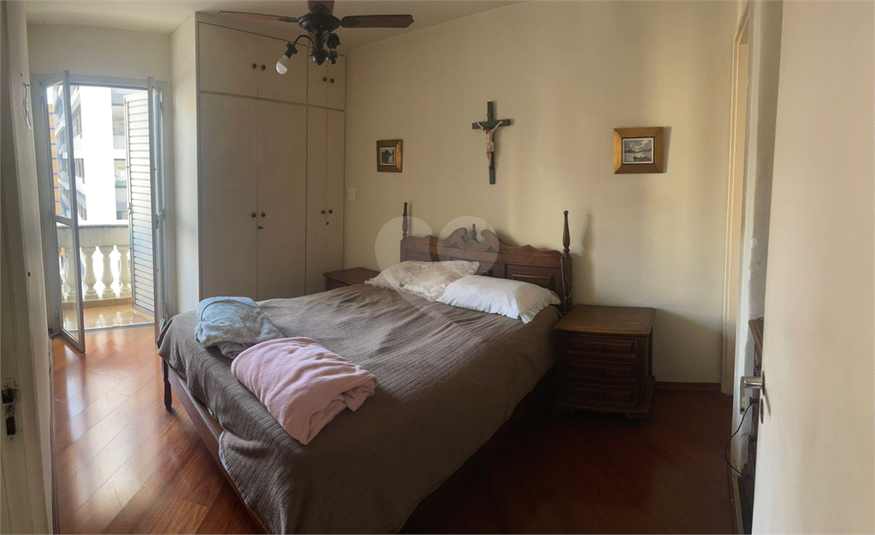 Foto REO1082900