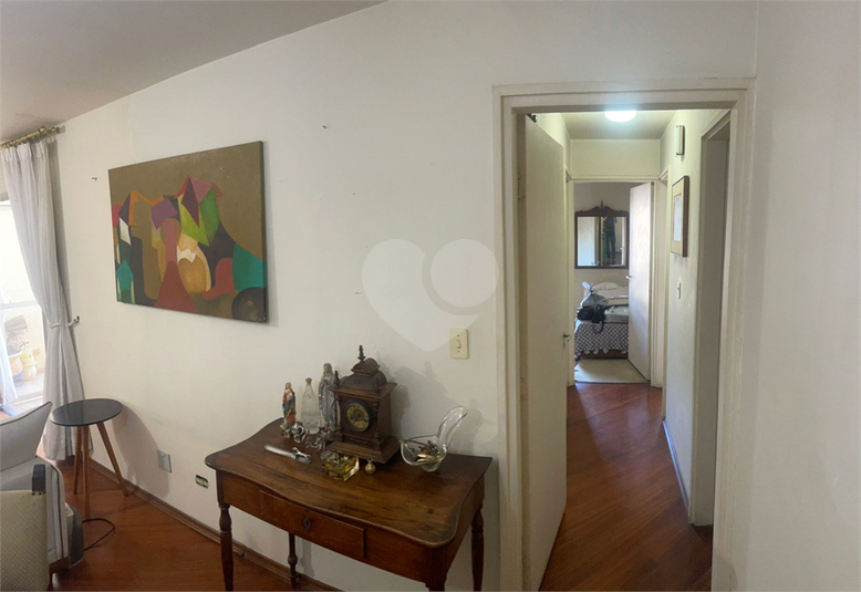 Foto REO1082900