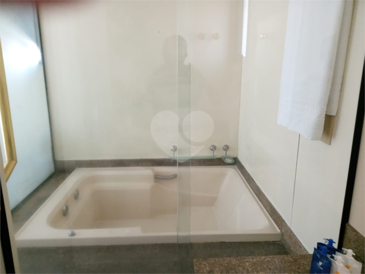 Foto REO1082943