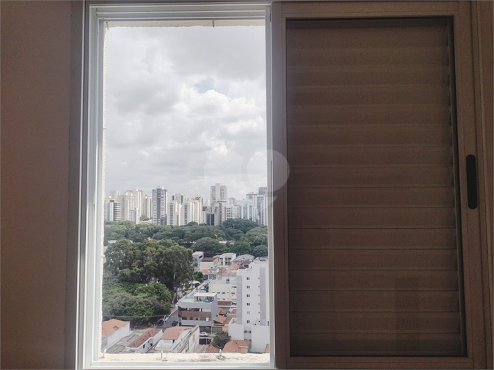 Foto REO1083020