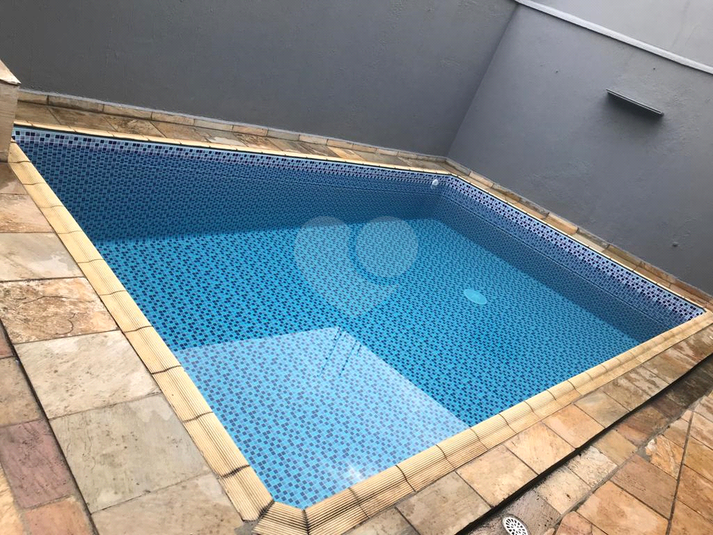 Foto REO1083104