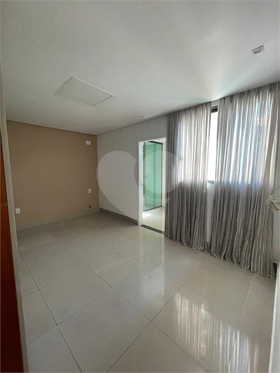 Foto REO1083138