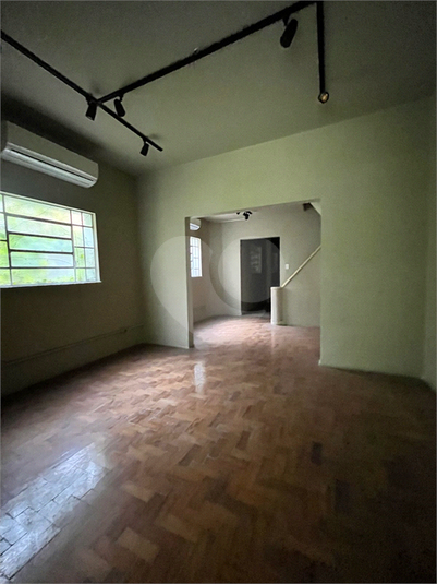 Foto REO1083160