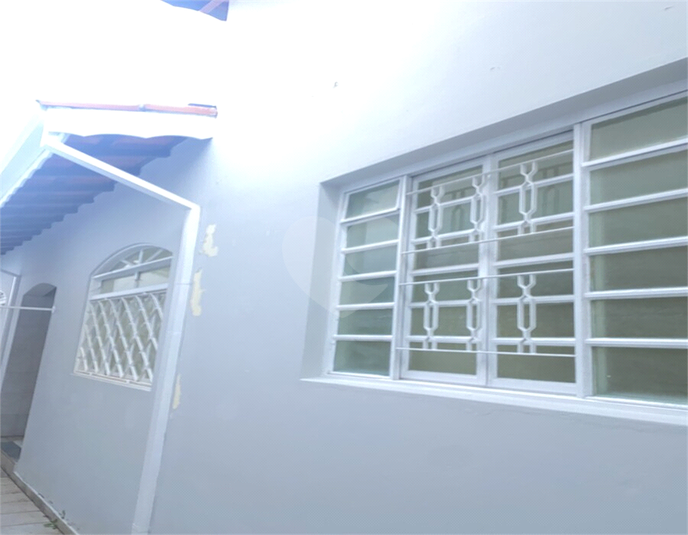 JANELA SALA E COZINHA CORREDOR QUINTAL