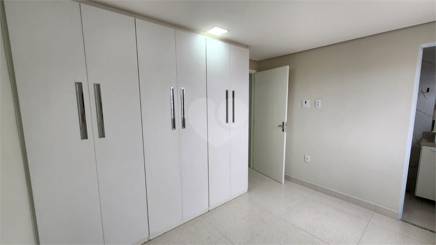 Foto REO1083335