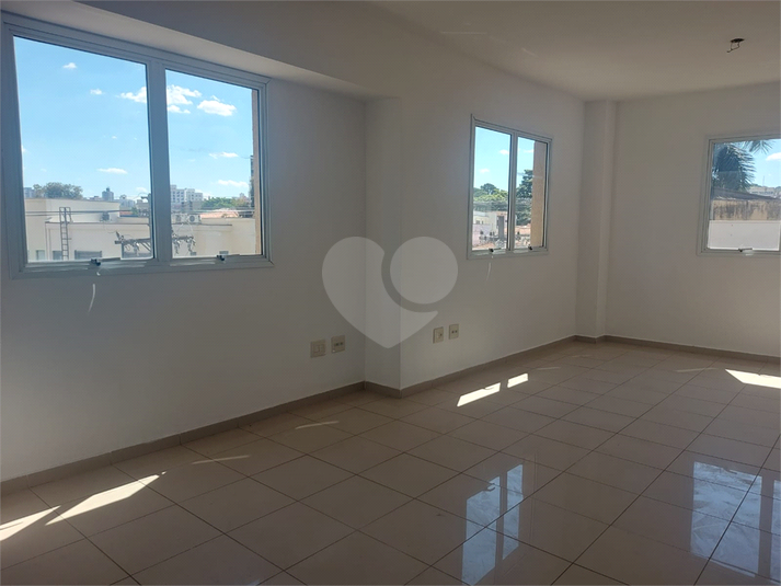Foto REO1083338