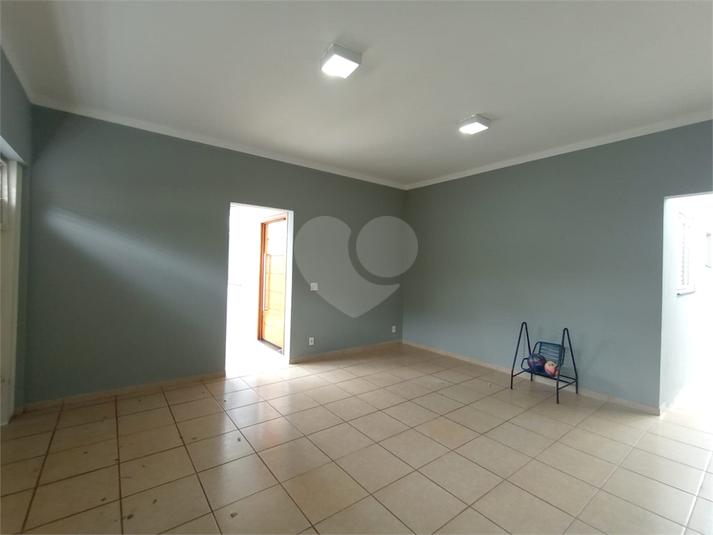 Foto REO1083375