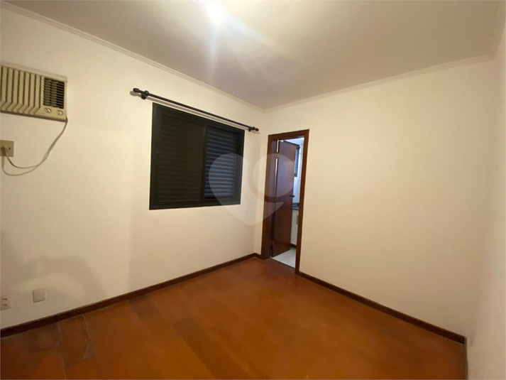 Foto REO1083377