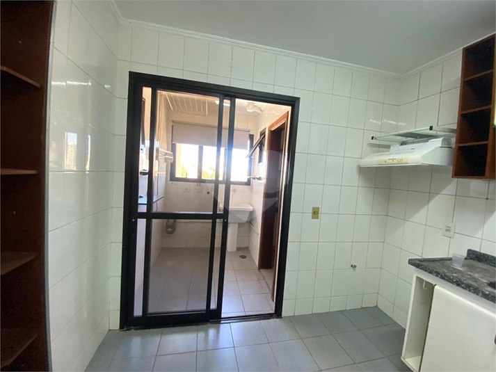 Foto REO1083377