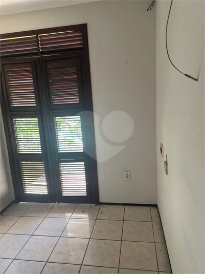 Foto REO1083410