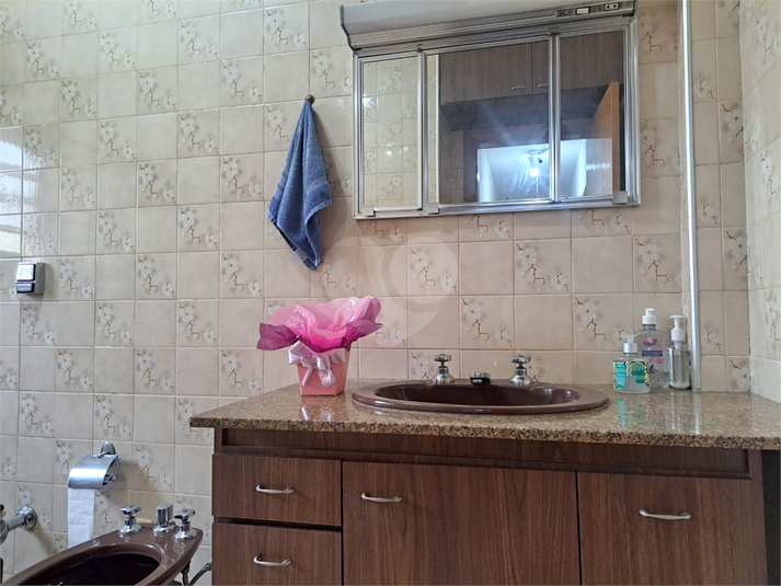 Foto REO1083439