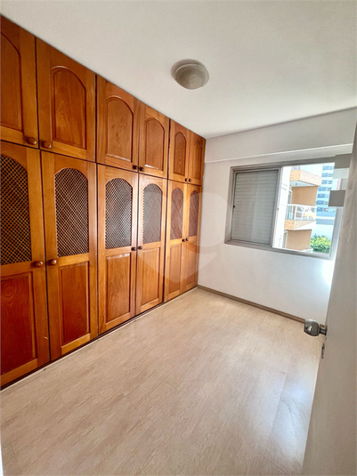 Foto REO1083449