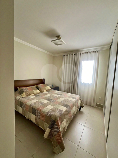 Foto REO1083457