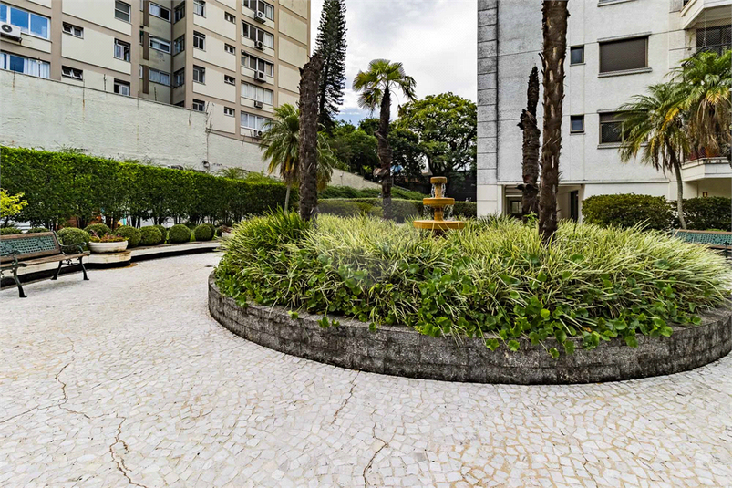 Foto REO1083500