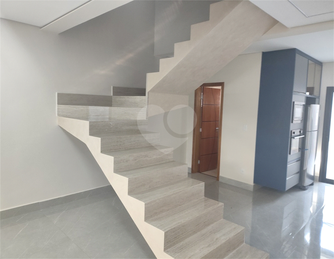 Foto REO1083856