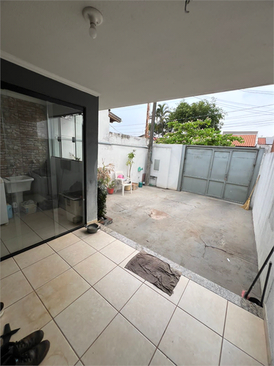 Foto REO1084016