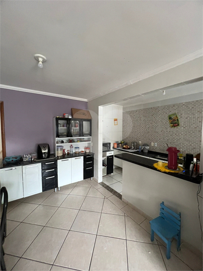 Foto REO1084016