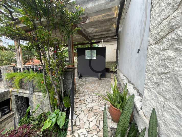 Foto REO1084201