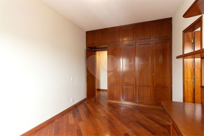 Foto REO1084331