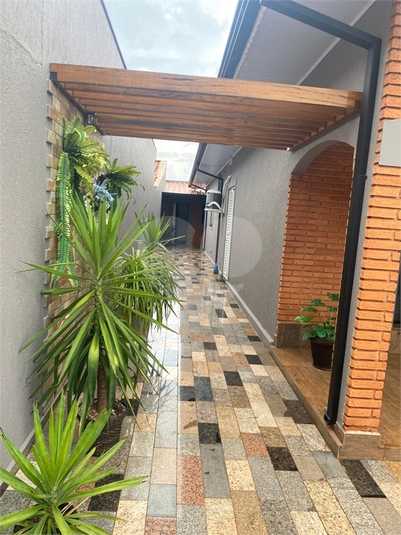 Foto REO1084369