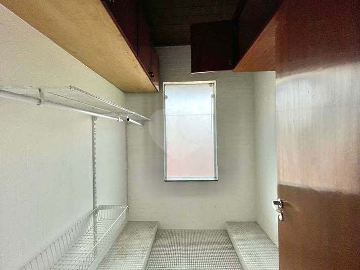 Foto REO1084550