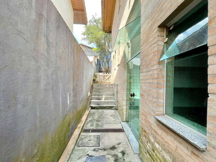 Foto REO1084550