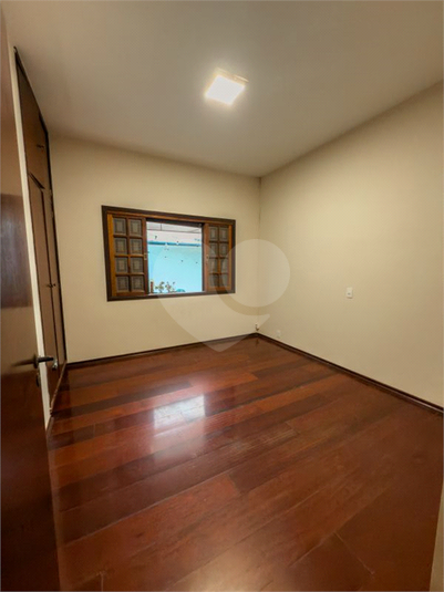 Foto REO1084567