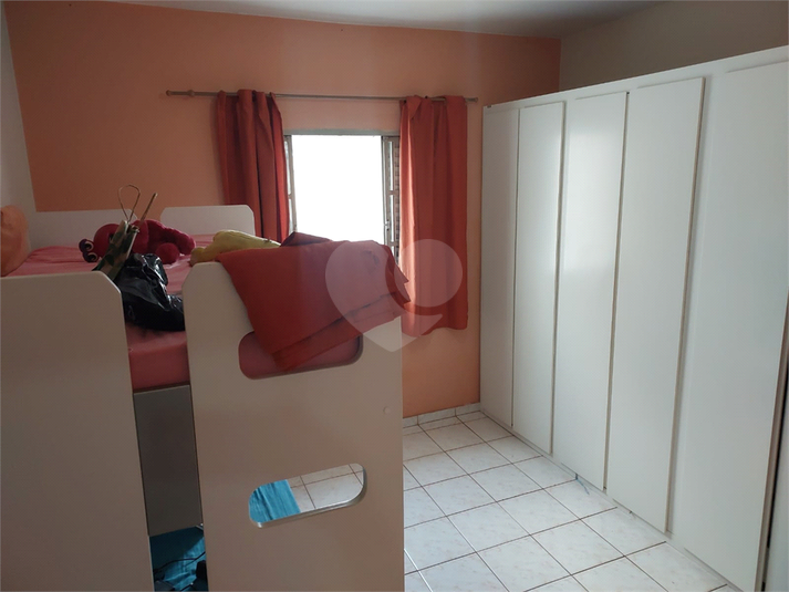 Foto REO1084630