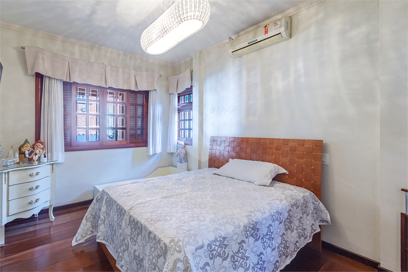 Foto REO1084960