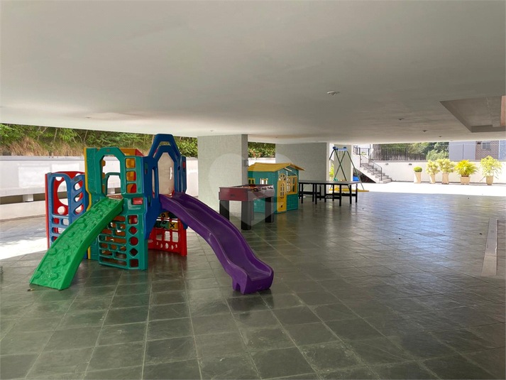 Foto REO1085008