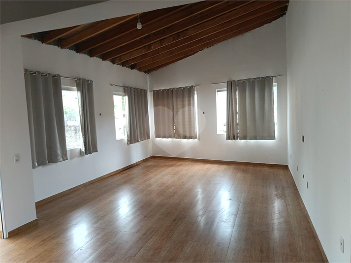 Foto REO1085061