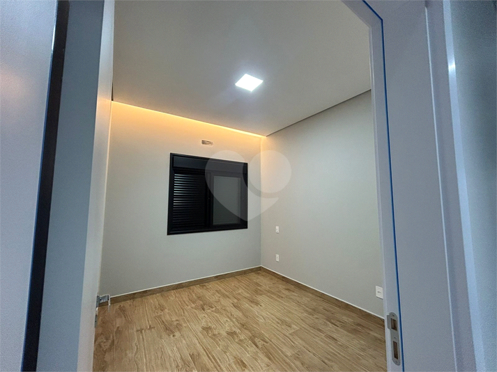 Foto REO1085085