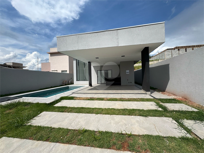 Foto REO1085139
