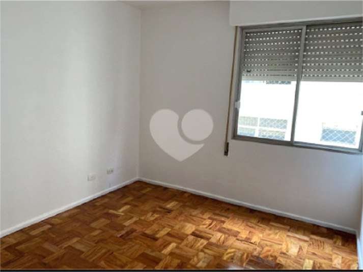 Foto REO1085185