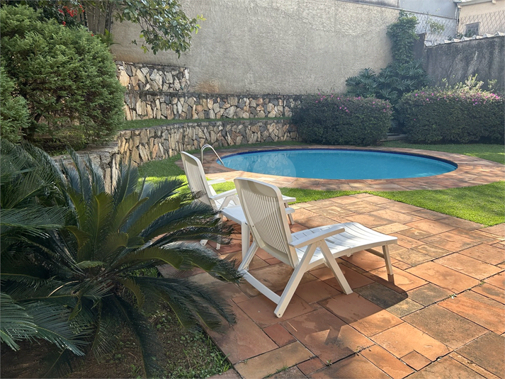 Foto REO1085272