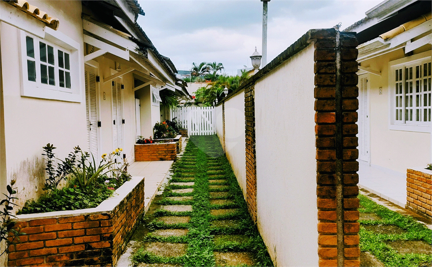 Foto REO1085517