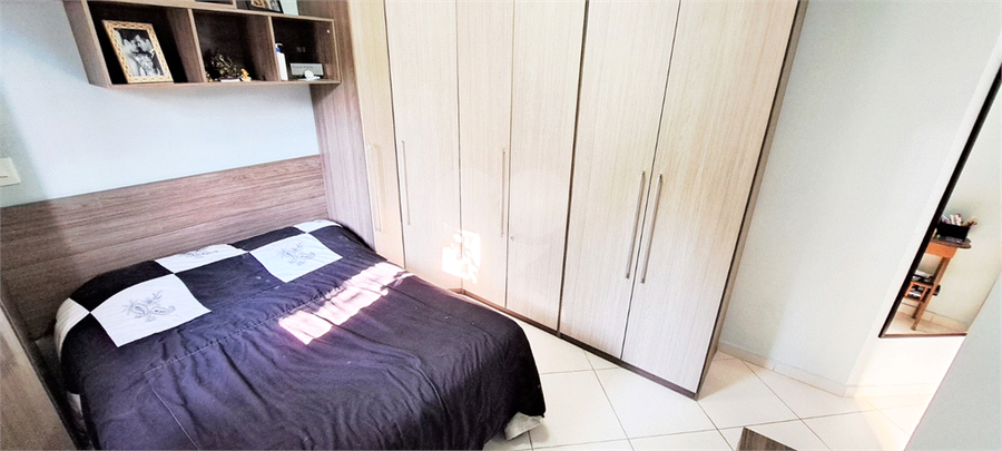 Foto REO1085533