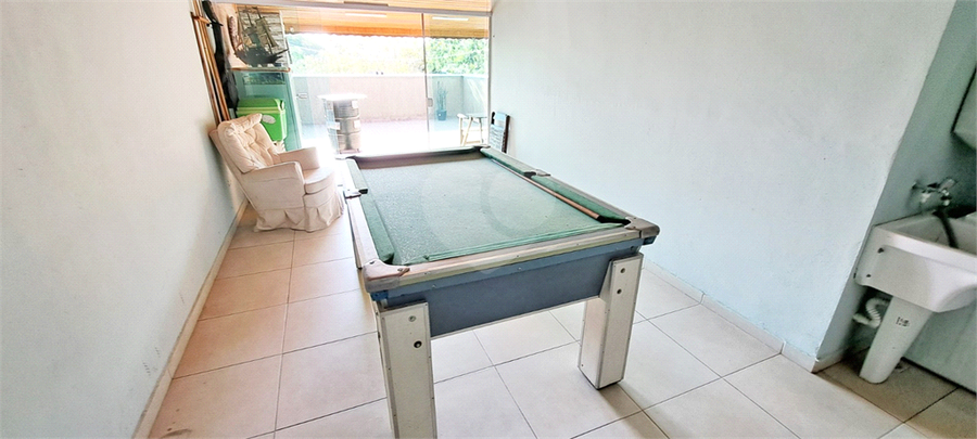 Foto REO1085533