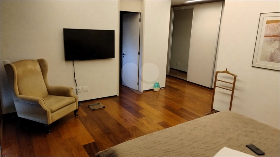 Foto REO1085773