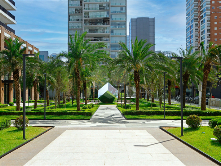 Foto REO1085840