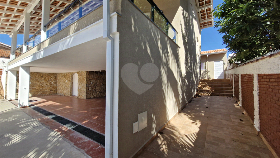 Foto REO1085845