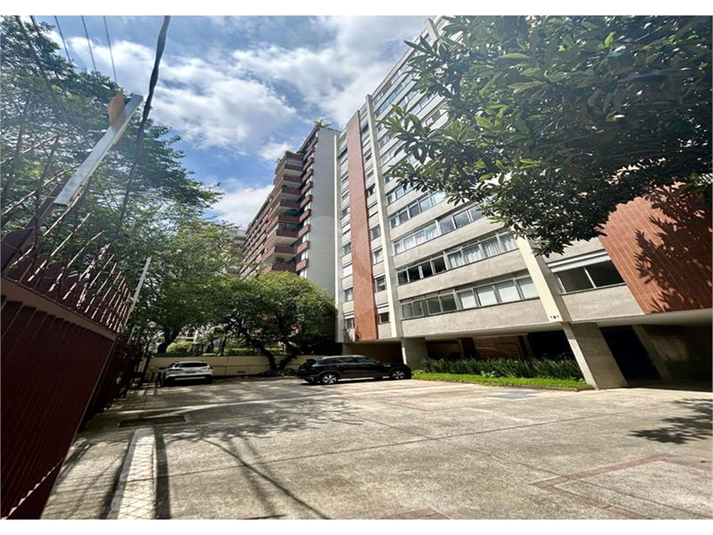 Foto REO1085932